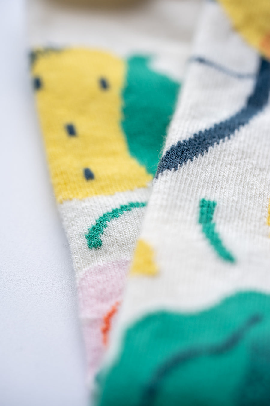 Limono Lemonheads Ivory socks jacquard knit macro with lemons and green leaves on ivory