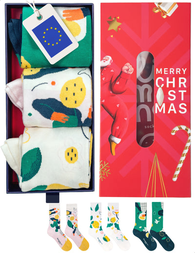 Limono Lemonheads Light Kit with Rose, Green and Ivory socks in a Merry Christmas gift box